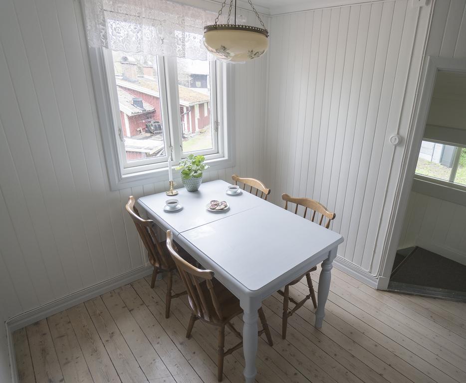 Anfasteroed Gardsvik - Grindstugan Ljungskile Exterior foto