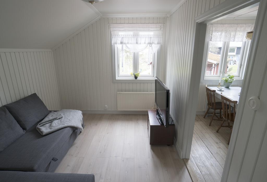 Anfasteroed Gardsvik - Grindstugan Ljungskile Exterior foto